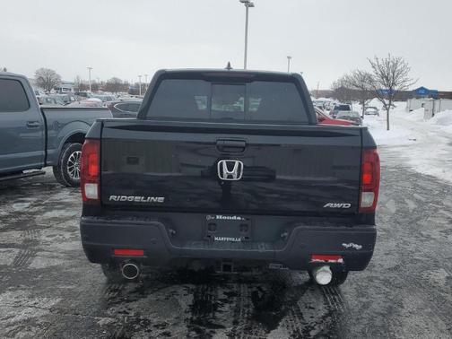 2023 Honda Ridgeline Black Edition