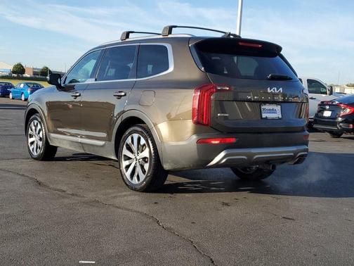 2022 Kia Telluride S