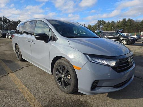 2024 Honda Odyssey Sport