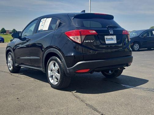 Crystal Black Pearl 2016 Honda HR-V EX