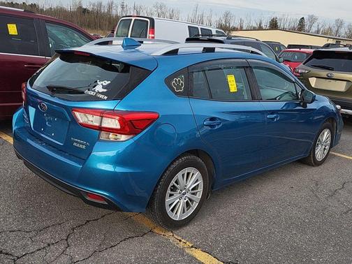 2017 Subaru Impreza 2.0i Premium