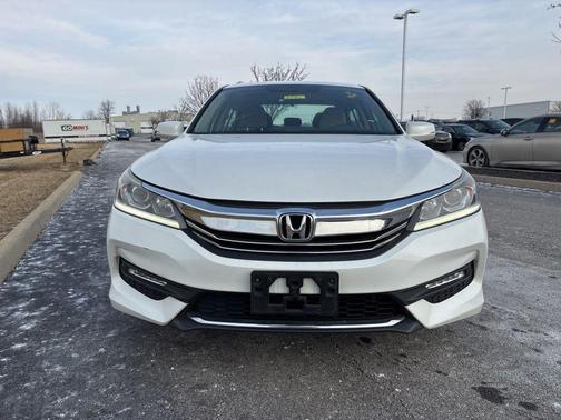 2017 Honda Accord EX