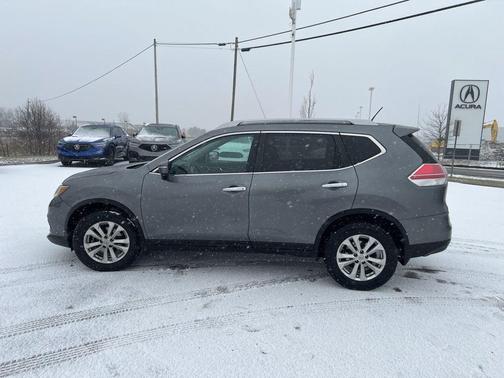2015 Nissan Rogue SV
