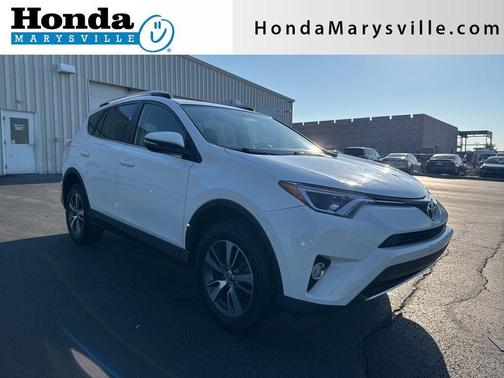 Super White 2016 Toyota RAV4 XLE