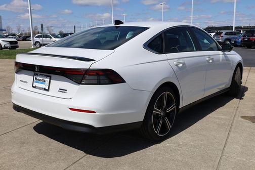 2025 Honda Accord Hybrid Sport