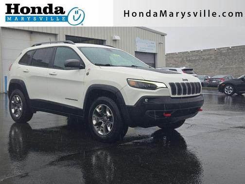 Pearl White Pearlcoat 2019 Jeep Cherokee Trailhawk