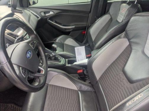 2017 Ford Focus ST Base
