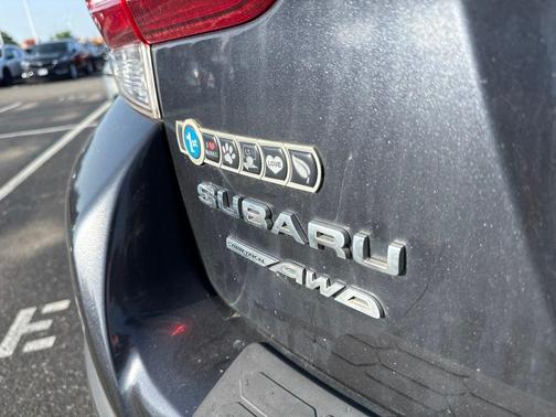 Dark Gray Metallic 2018 Subaru Crosstrek 2.0i Limited