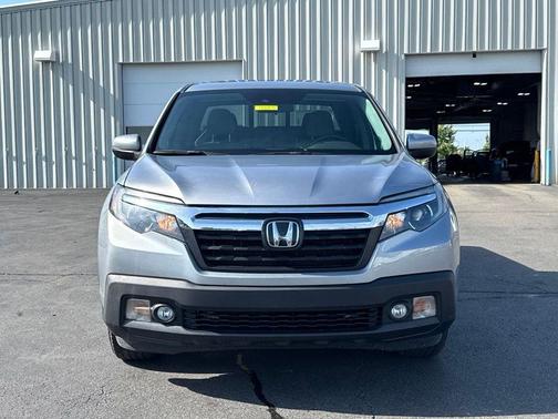 Lunar Silver Metallic 2020 Honda Ridgeline RTL