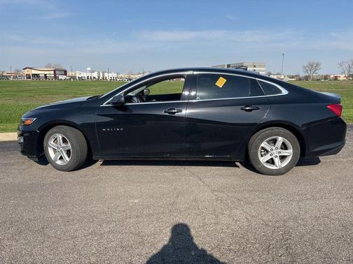 2022 Chevrolet Malibu 1LS