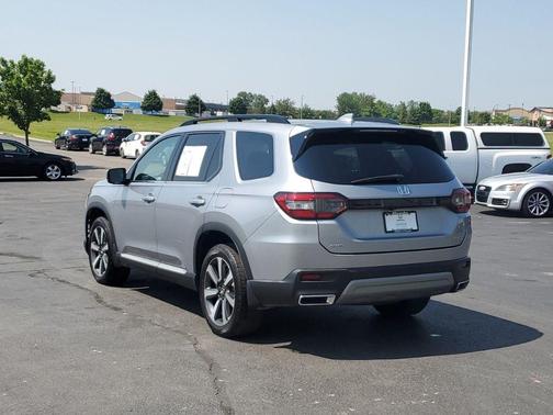 2023 Honda Pilot Elite