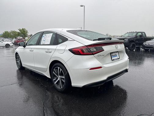 Platinum White Pearl 2024 Honda Civic LX
