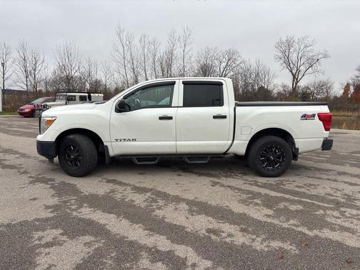 2017 Nissan Titan S