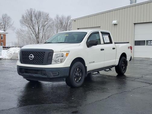 2017 Nissan Titan S