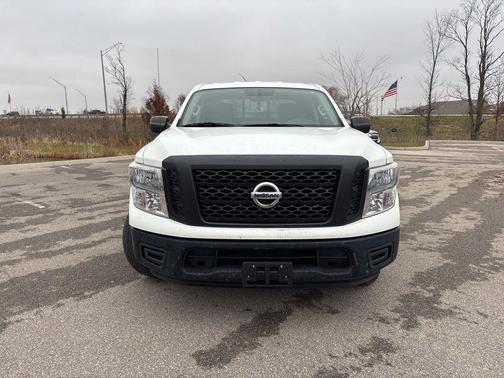 2017 Nissan Titan S