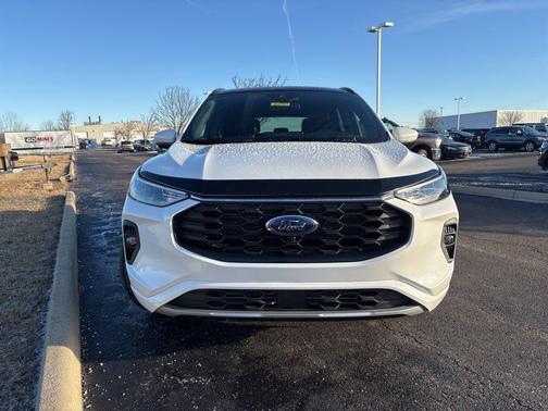2024 Ford Escape ST-Line Select