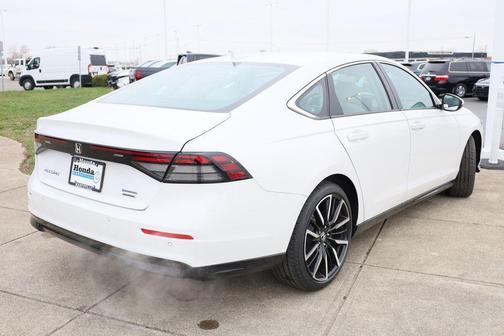 2025 Honda Accord Hybrid Touring