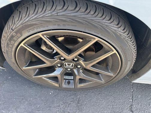 2024 Honda Civic Sport Touring