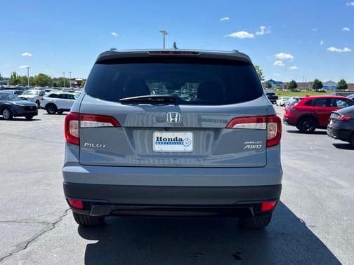 Sonic Gray Pearl 2022 Honda Pilot Special Edition