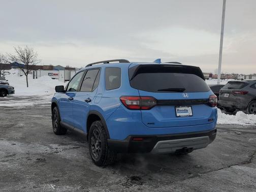 2025 Honda Pilot TrailSport
