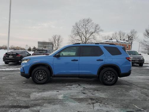 2025 Honda Pilot TrailSport