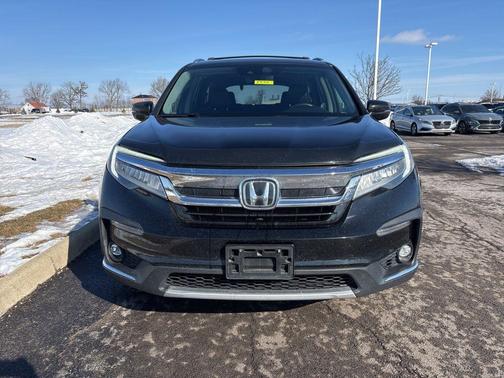 2019 Honda Pilot Touring 8-Passenger