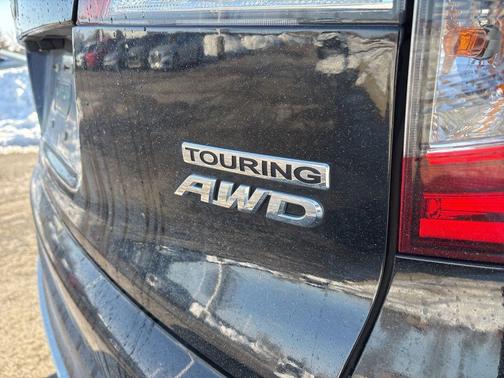 2019 Honda Pilot Touring 8-Passenger