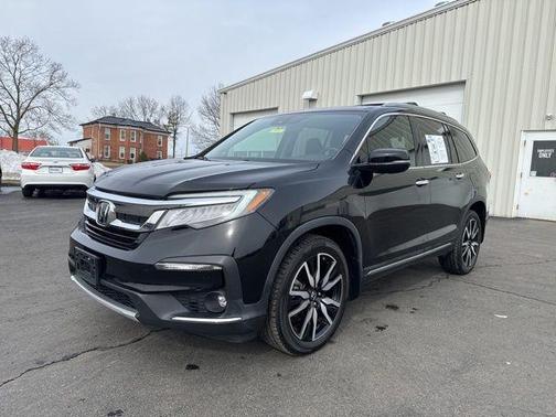 2019 Honda Pilot Touring 8-Passenger