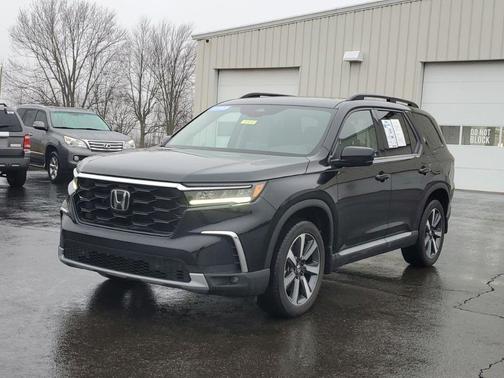 2025 Honda Pilot Touring
