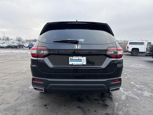 2025 Honda Pilot Sport