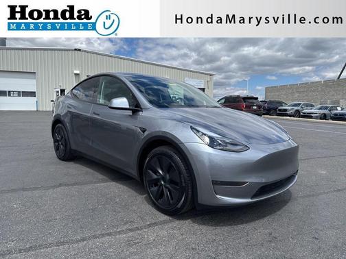 Stealth Gray 2025 Tesla Model Y Long Range