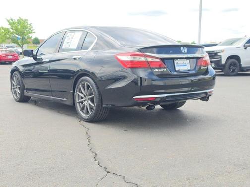 Crystal Black Pearl 2017 Honda Accord Sport