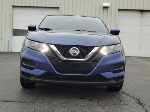2022 Nissan Rogue Sport S