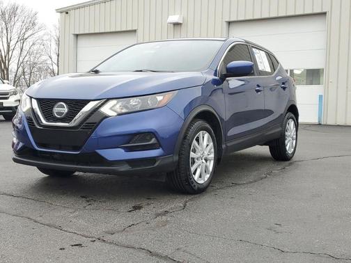 2022 Nissan Rogue Sport S