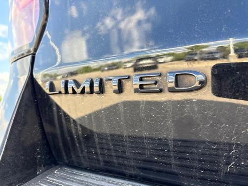 Agate Black Metallic 2021 Ford Expedition Limited