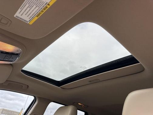 Brilliant Black Crystal Pearlcoat 2014 Jeep Grand Cherokee Limited