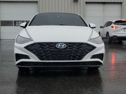 2022 Hyundai SONATA Limited