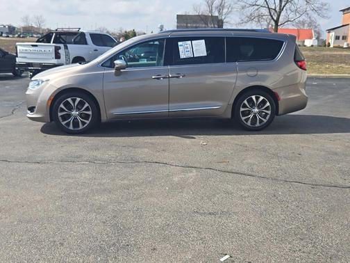 2017 Chrysler Pacifica Limited