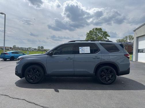 Gray 2025 Honda Pilot Black Edition