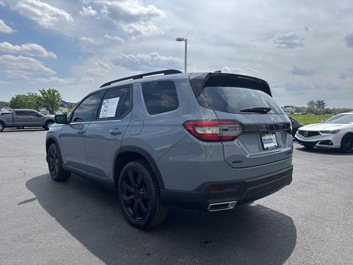 Gray 2025 Honda Pilot Black Edition