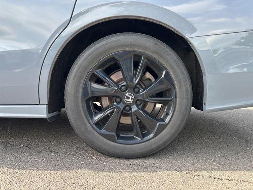 Sonic Gray Pearl 2024 Honda Odyssey Sport