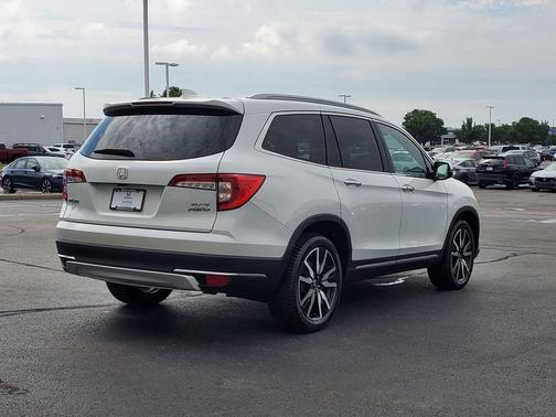 2021 Honda Pilot Elite