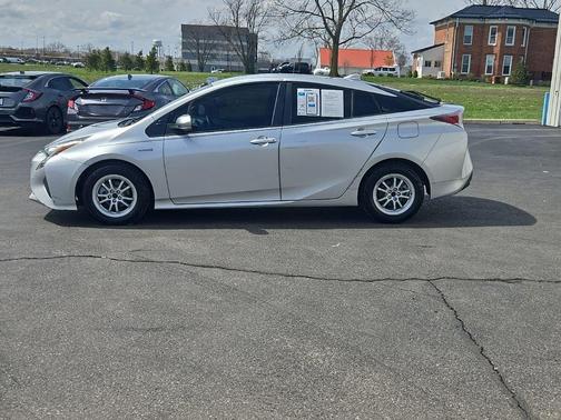 2017 Toyota Prius Two