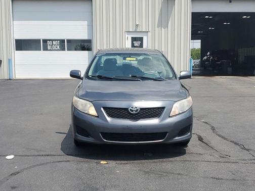 2010 Toyota Corolla LE