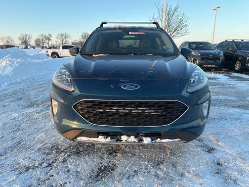 2020 Ford Escape Titanium Hybrid