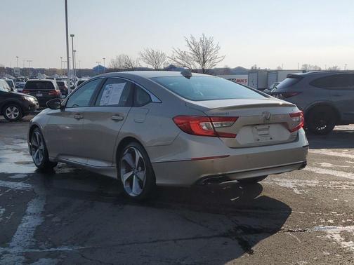 2019 Honda Accord Touring 2.0T