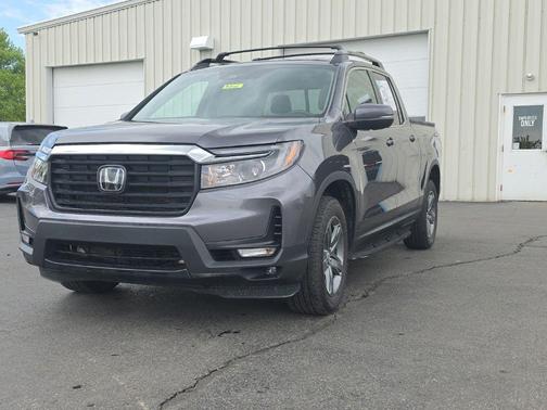Modern Steel Metallic 2023 Honda Ridgeline RTL