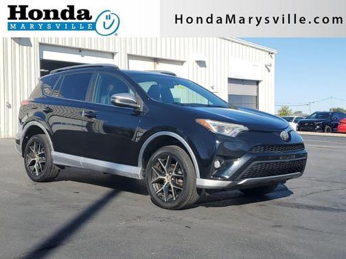 2017 Toyota RAV4 SE
