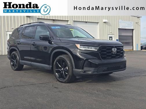 Crystal Black Pearl 2025 Honda Pilot Black Edition