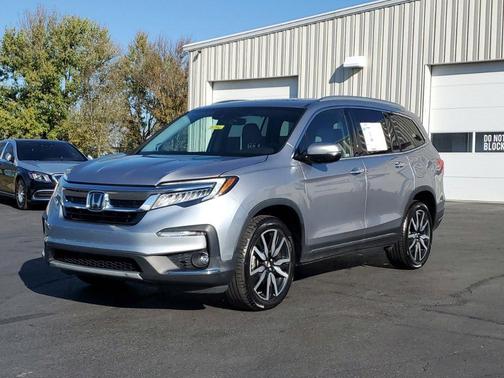2021 Honda Pilot Touring 7-Passenger